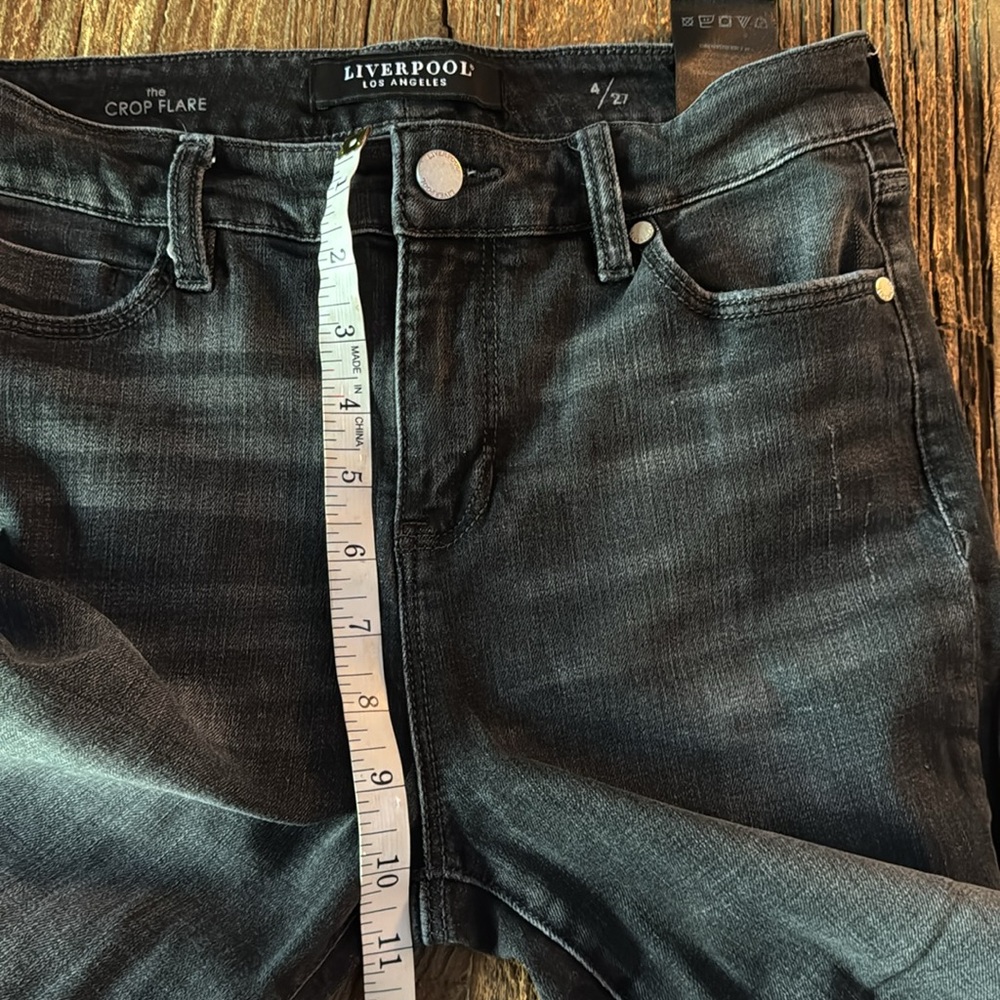 Liverpool the Crop Flare Jeans - Picture 10 of 11